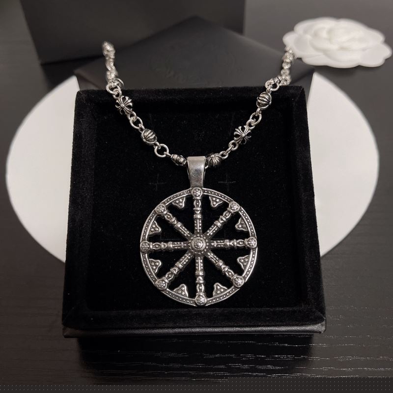 Ch**me He**ts necklaces